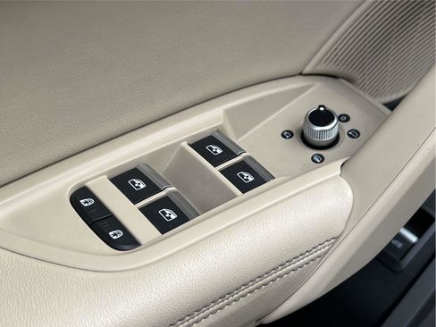 Used 2023 Audi Q5 2.0T Premium Plus image 17