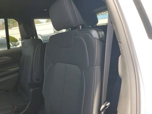 New 2026 Jeep Grand Cherokee L L LAREDO X 4X2 image 15