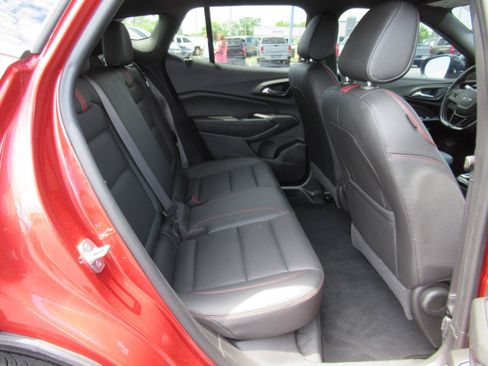 Certified 2024 Chevrolet Trax RS w/ Driver Confidence Package FWD image 31