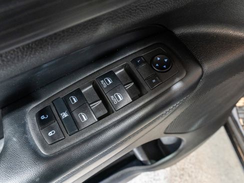 Used 2022 Jeep Grand Cherokee Laredo X image 14