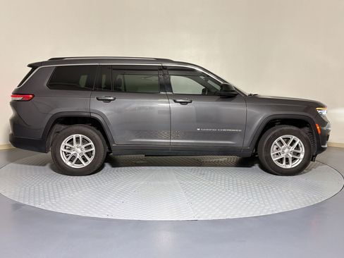 Used 2023 Jeep Grand Cherokee L Laredo w/ Trailer Tow Group (B) AWD/4WD image 8