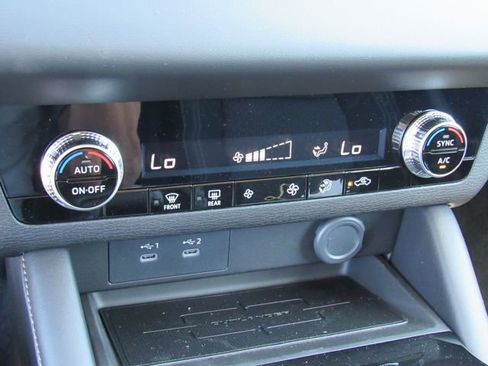 New 2026 Mitsubishi Outlander ES FWD image 25