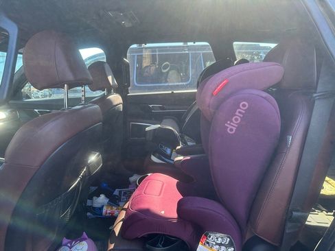 Used 2024 Kia Telluride SX Prestige image 10