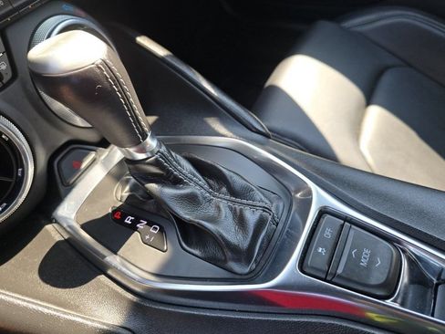 Used 2023 Chevrolet Camaro LT RWD image 29