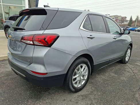 Used 2024 Chevrolet Equinox LT w/ LPO, Floor Liner Package FWD image 6