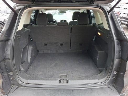 Used 2017 Ford Escape SE image 30