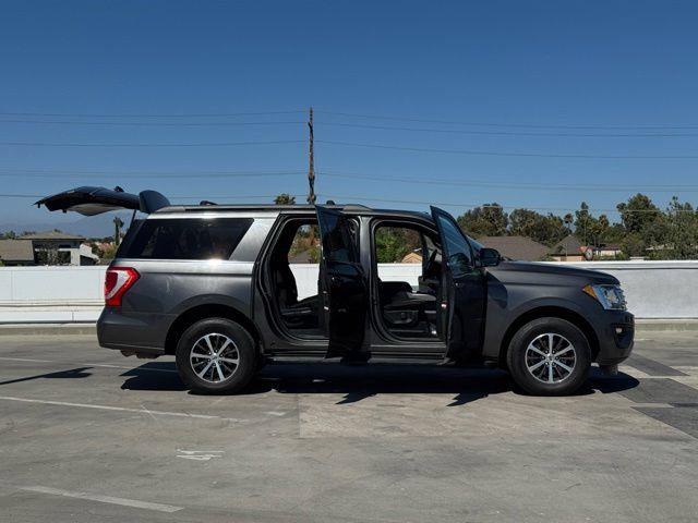 Used 2018 Ford Expedition Max XLT w/ Cargo Package AWD/4WD image 30
