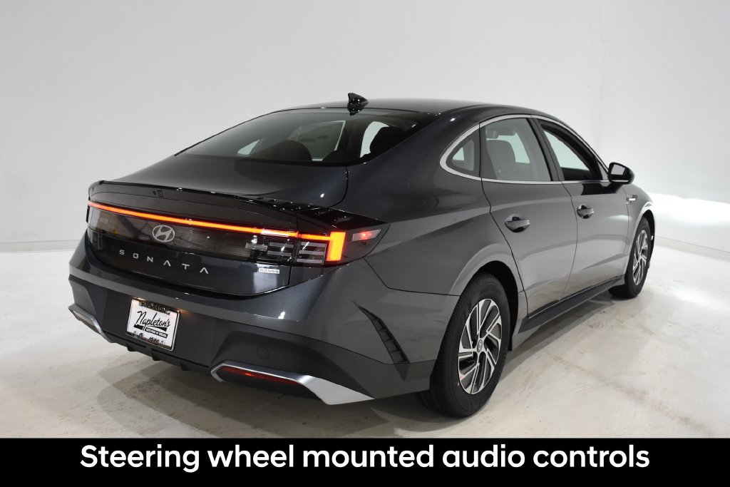 New 2026 Hyundai Sonata Blue FWD image 4