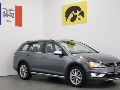 Used 2017 Volkswagen Golf Alltrack SE