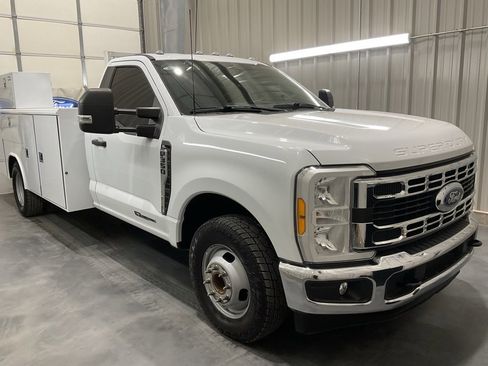 Used 2023 Ford F350 XL w/ XL Chrome Package image 1