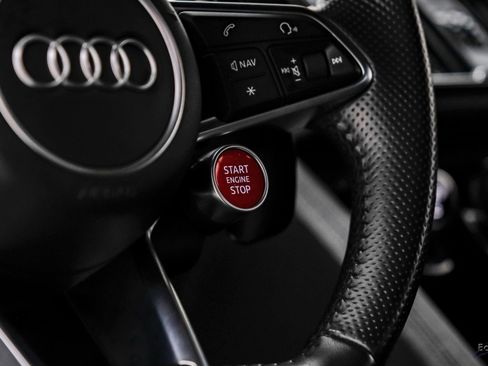 Used 2018 Audi R8 V10 image 89