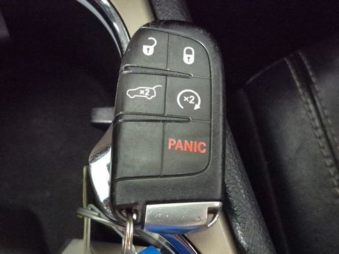 Used 2014 Jeep Grand Cherokee Limited AWD/4WD image 32
