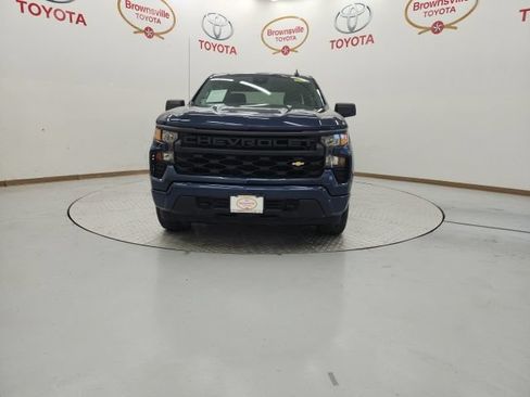Used 2022 Chevrolet Silverado 1500 Custom AWD/4WD image 4