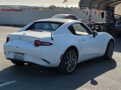 Used 2022 MAZDA MX-5 Miata RF Grand Touring image 5