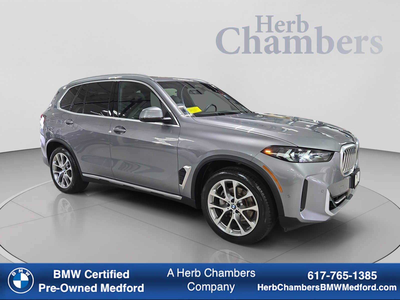Used 2024 BMW X5 xDrive40i w/ Parking Assistance Package AWD/4WD image 1