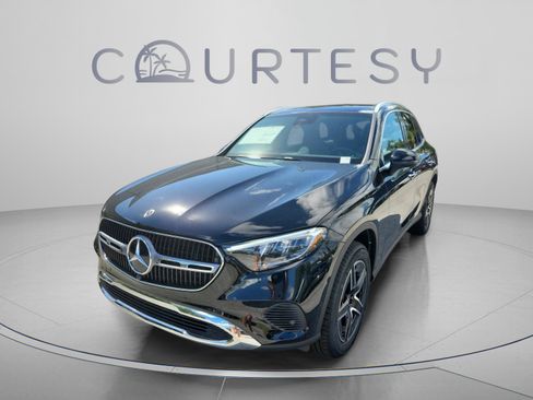 Certified 2026 Mercedes-Benz GLC 300 4MATIC image 1