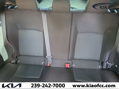 Used 2019 Toyota C-HR XLE FWD image 30