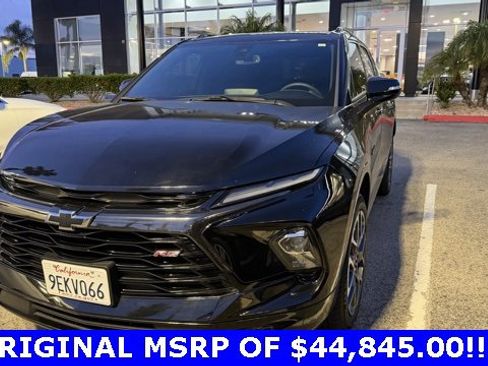 Used 2023 Chevrolet Blazer RS w/ Enhanced Convenience Package image 2