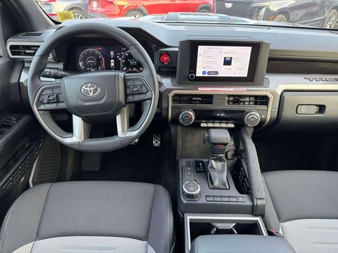 Used 2024 Toyota Tacoma TRD Sport image 16