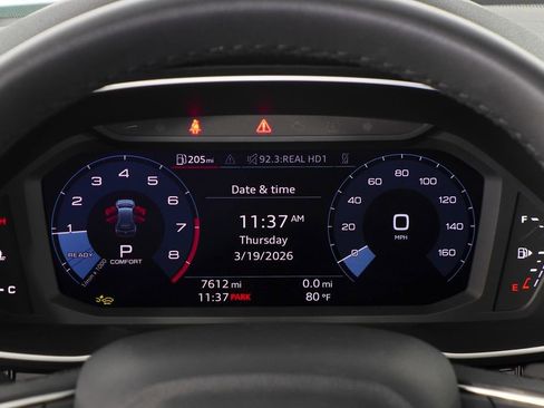 Used 2025 Audi Q3 2.0T Premium w/ Black Optic Sport Package image 28