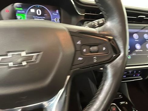 Used 2022 Chevrolet Bolt EUV Premier w/ Launch Edition FWD image 17