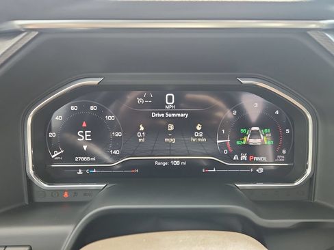 Used 2024 GMC Sierra 3500 Denali Ultimate AWD/4WD image 17