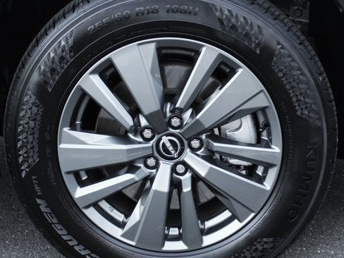 Certified 2024 Nissan Pathfinder S image 11