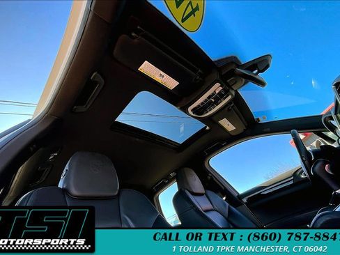 Used 2014 Porsche Cayenne Platinum Edition image 22