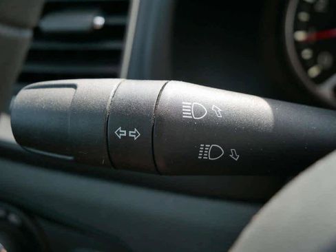 Used 2016 Jeep Renegade Sport w/ Power & Air Group image 31