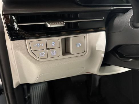 New 2026 Kia Sportage EX image 16