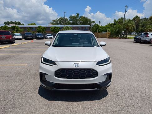 New 2026 Honda HR-V LX image 4