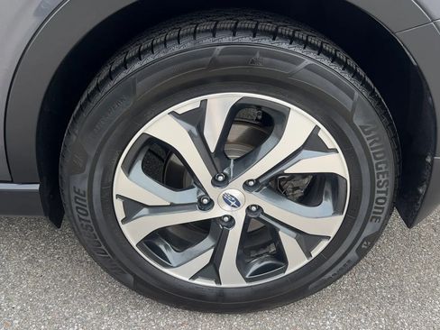 Used 2020 Subaru Outback Limited image 12
