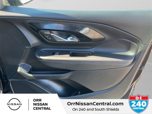 Used 2023 GMC Terrain AT4 image 10