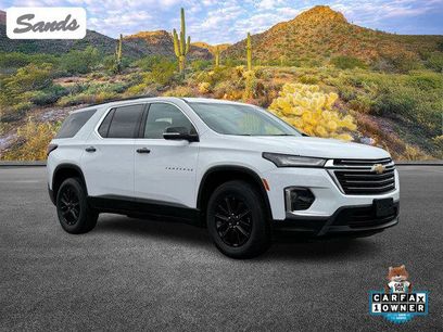 Used 2023 Chevrolet Traverse LT