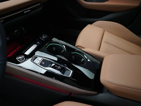 Used 2025 Audi A5 2.0T Prestige w/ 19" Wheel Package image 17