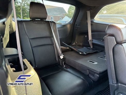 Used 2022 Honda Pilot TrailSport image 17