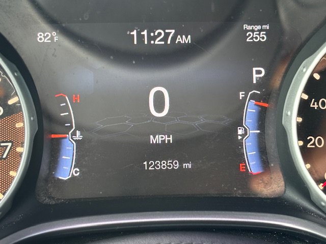 Used 2018 Jeep Compass Latitude w/ Popular Equipment Group FWD image 18