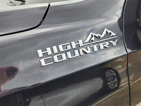 Used 2022 Chevrolet Tahoe High Country image 8