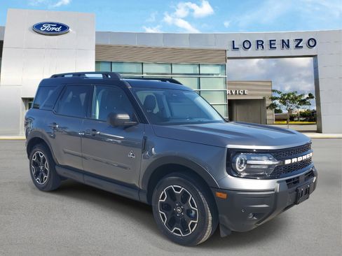 Used 2025 Ford Bronco Sport Outer Banks w/ Outer Banks Tech Package+ image 3
