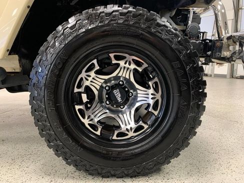 Used 2012 Jeep Wrangler Sahara w/ Dual Top Group AWD/4WD image 7