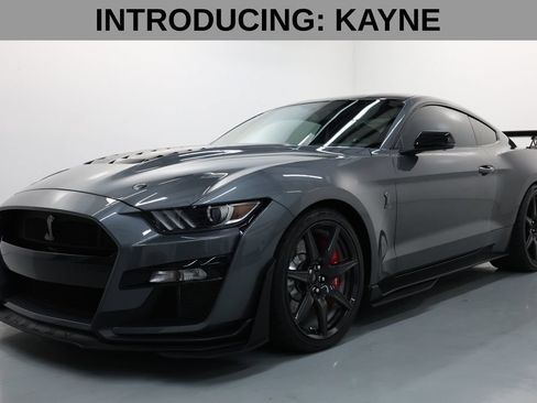 Used 2022 Ford Mustang Shelby GT500 w/ Carbon Fiber Track Pack RWD image 2