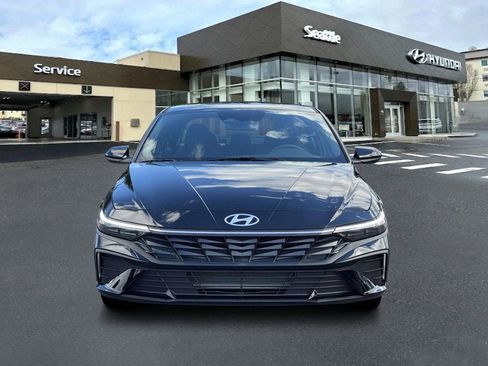 New 2026 Hyundai Elantra Sport FWD image 12