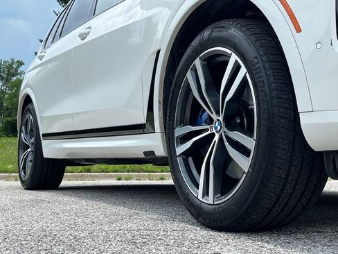 Used 2024 BMW X7 M60i w/ Executive Package AWD/4WD image 9