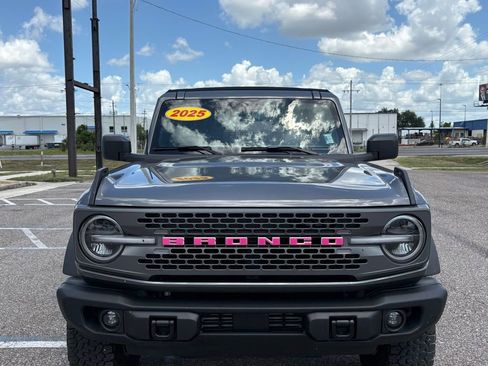 Used 2025 Ford Bronco Badlands AWD/4WD image 8