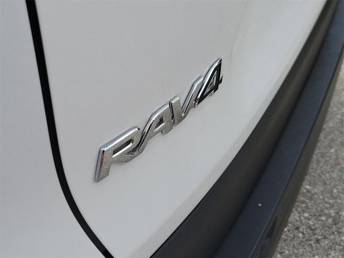 Used 2025 Toyota RAV4 LE image 6