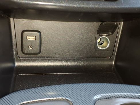 Used 2017 Chevrolet Colorado Z71 image 24