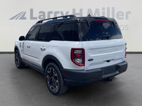 Used 2023 Ford Bronco Sport Outer Banks w/ Tech Package AWD/4WD image 3