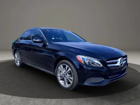 Used 2018 Mercedes-Benz C 300 4MATIC Sedan image 7