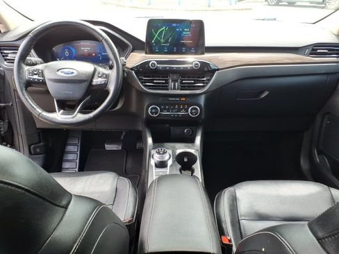 Used 2020 Ford Escape Titanium AWD/4WD image 7
