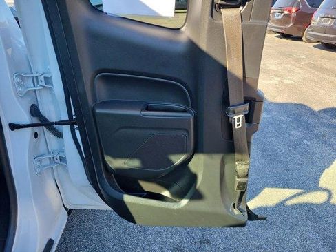Used 2022 Chevrolet Colorado LT w/ Fleet Safety Package image 11